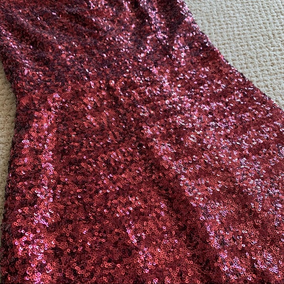 ASOS TFNC Bardot Dress Sequin Burgundy - Picture 4 of 14